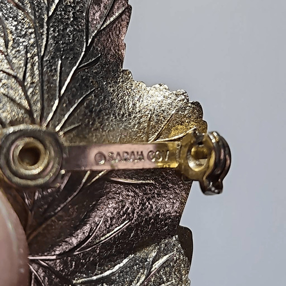 Vintage Sarah Coventry Gold Lead Brooch with Pearl - Picture 6 of 6